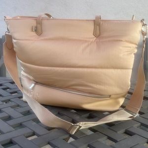 Beis- Travel bag NEW